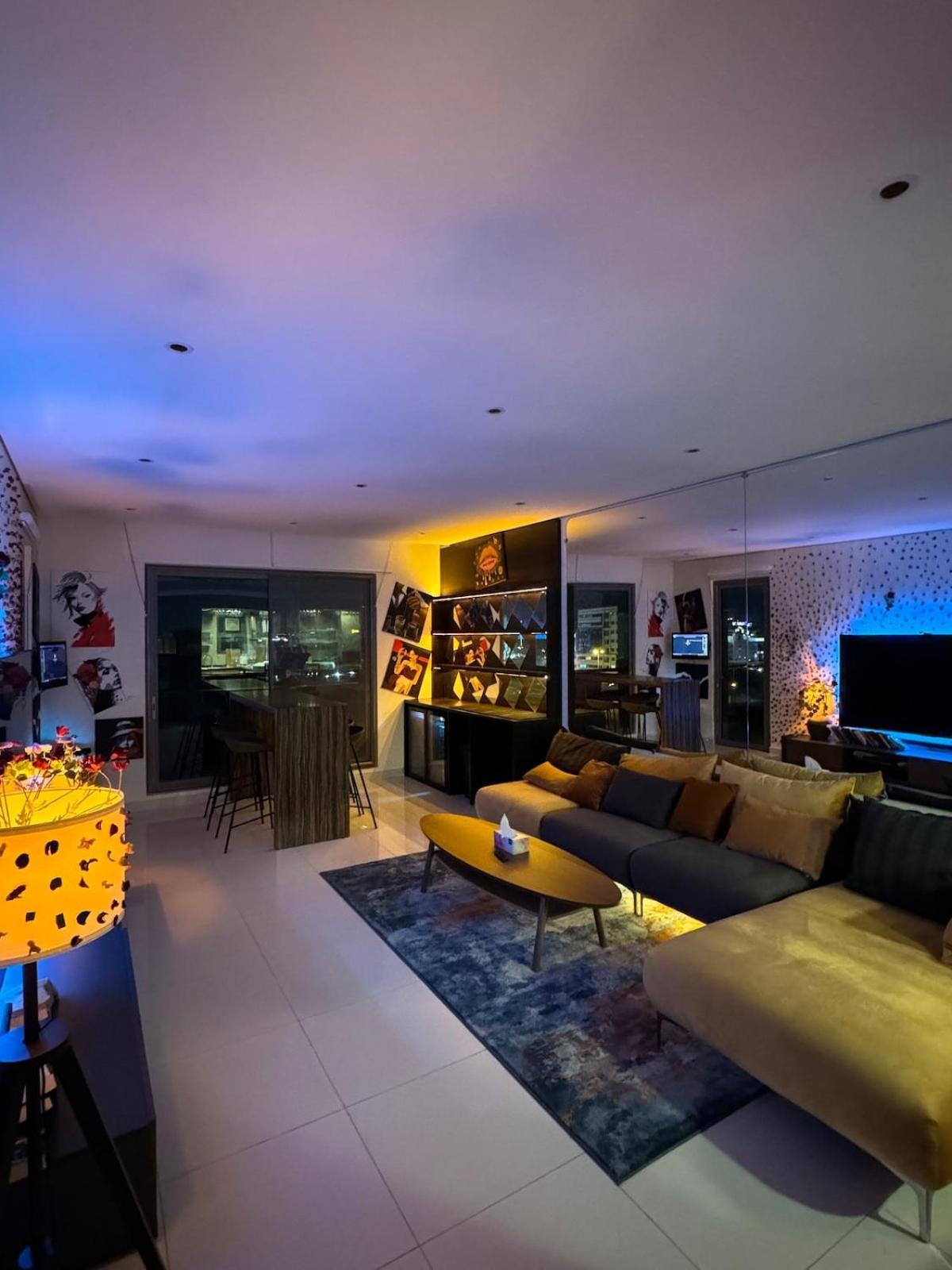 The Luxury Lounge *